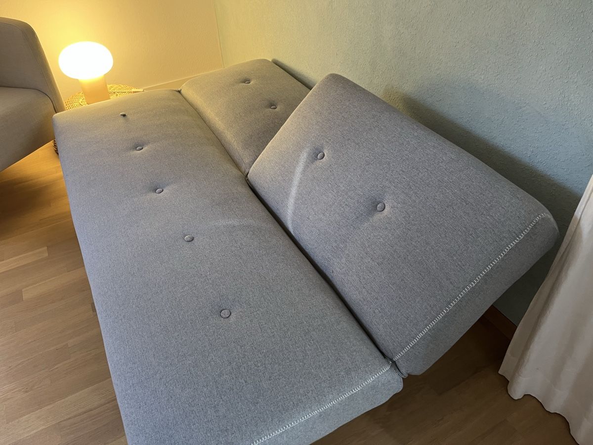 Divani: Sofa, hellgrau – Usato da Elgg venduto da Schibu02 2