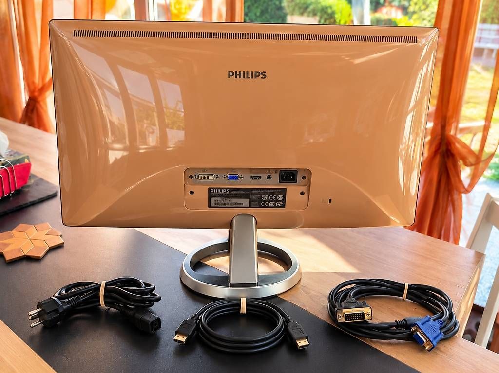 Monitor: Monitor Philips Brilliance 24"  Full HD   – Usato da Iragna venduto da Danilo.T 1