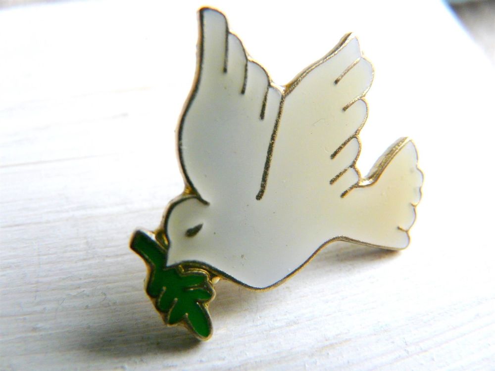 Taube colombe Vogel oiseau Versand möglich pin M7A.17 (Gebraucht) in ...