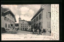 Lignières, Hotel de Commune et maison d