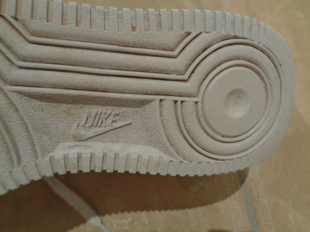 Nike Chaussures hommes: Nike Air Force 1, 38.5 Top Zustand – D'occasion à Klingnau par Markus14 3