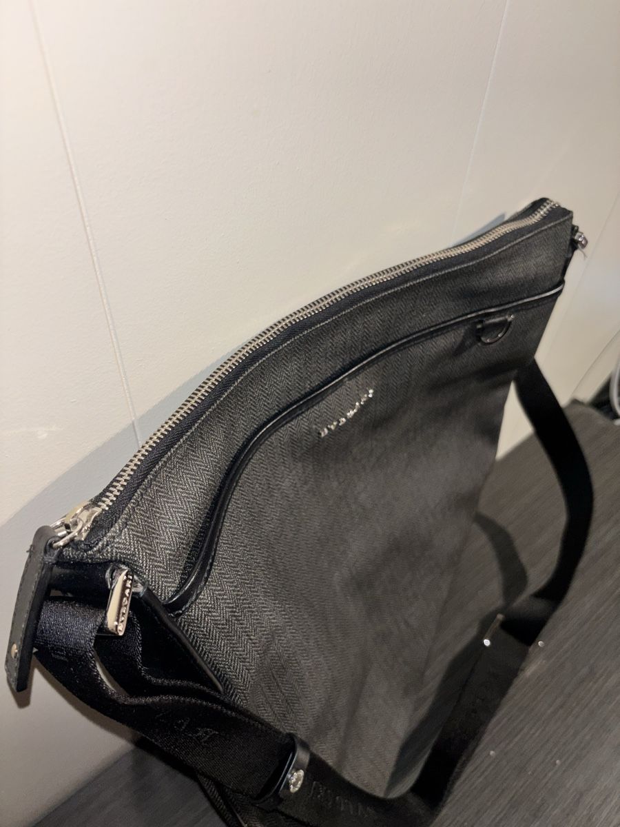 Bulgari Taschen: Sac Bvlgari – Neu (gemäss Beschreibung) aus Neuchâtel von Teix_d 2