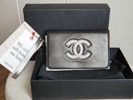 AKTION: CHANEL Black CC Wallet on Chain