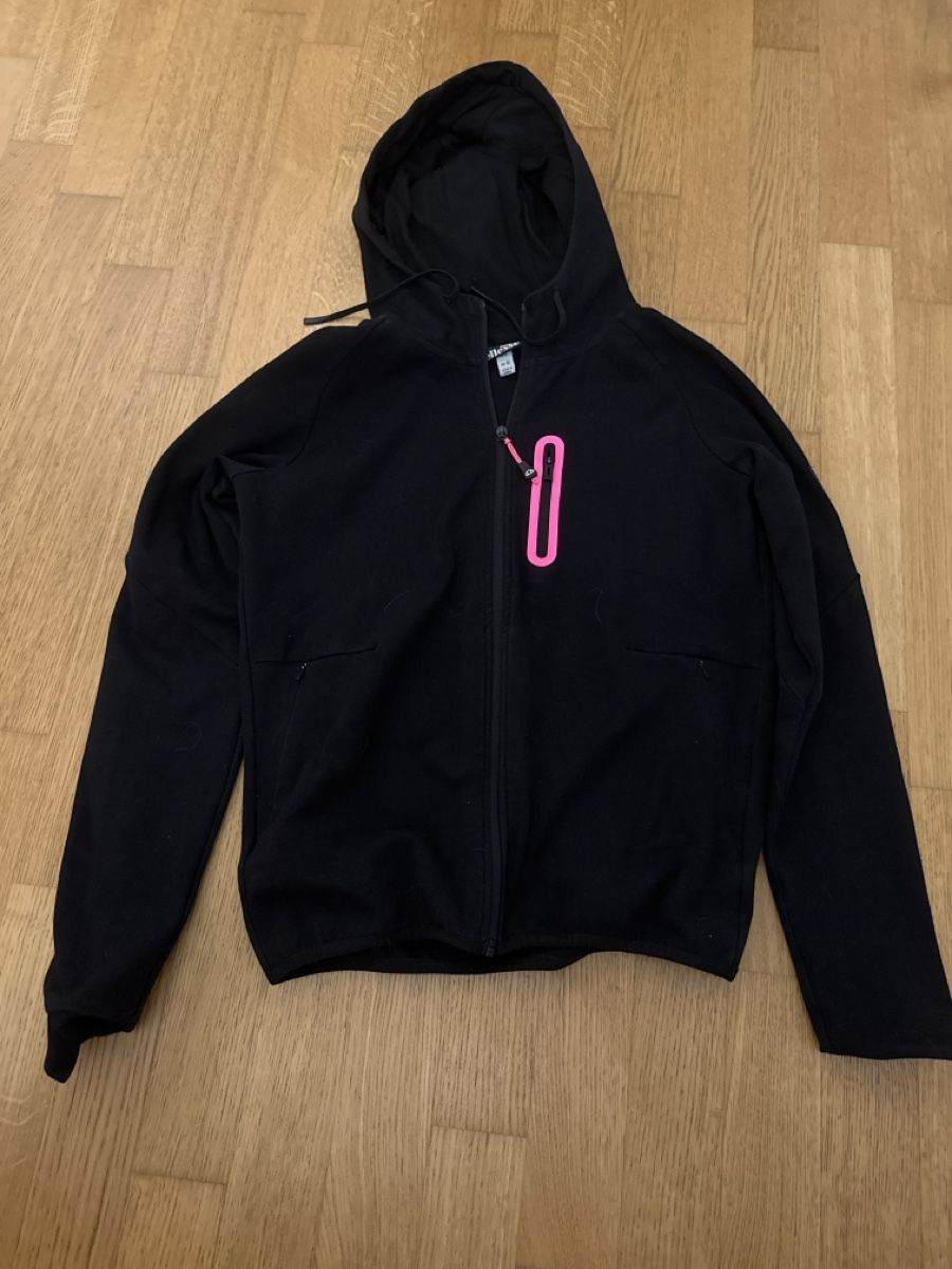 Ellesse Pullover & Sweatshirts: ellesse  – Neu (gemäss Beschreibung) aus Biel-Benken BL von lsm_l87l
