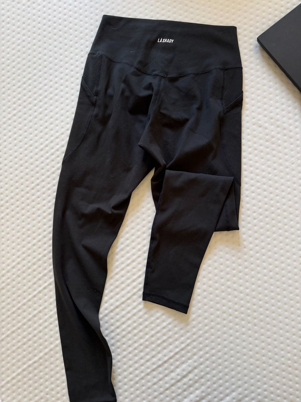 Leggings: Leggings noir LA SHADY M – Usato da Sion venduto da fem_8rnr 1