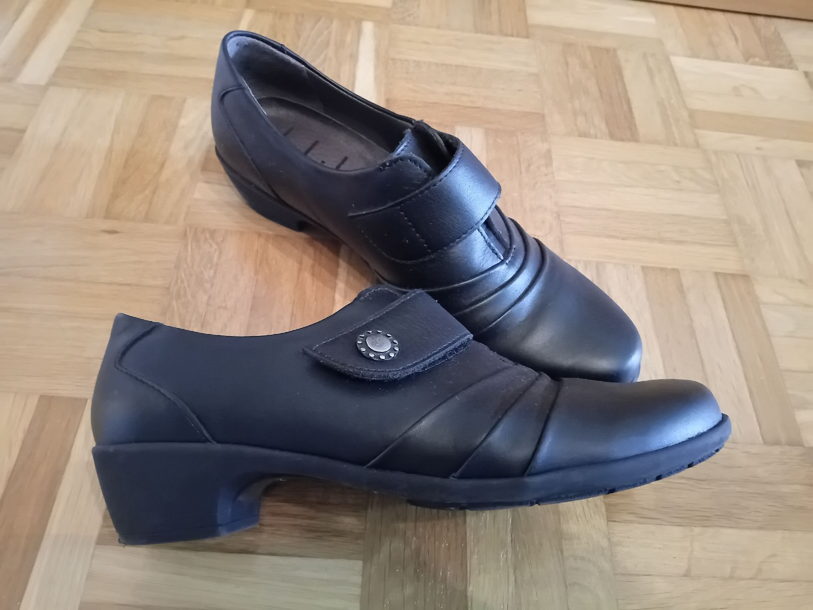 Scarpe da donna: Damen Schuhe Schwarz Gr. 41 – Usato da Zürich venduto da Gillheri 2