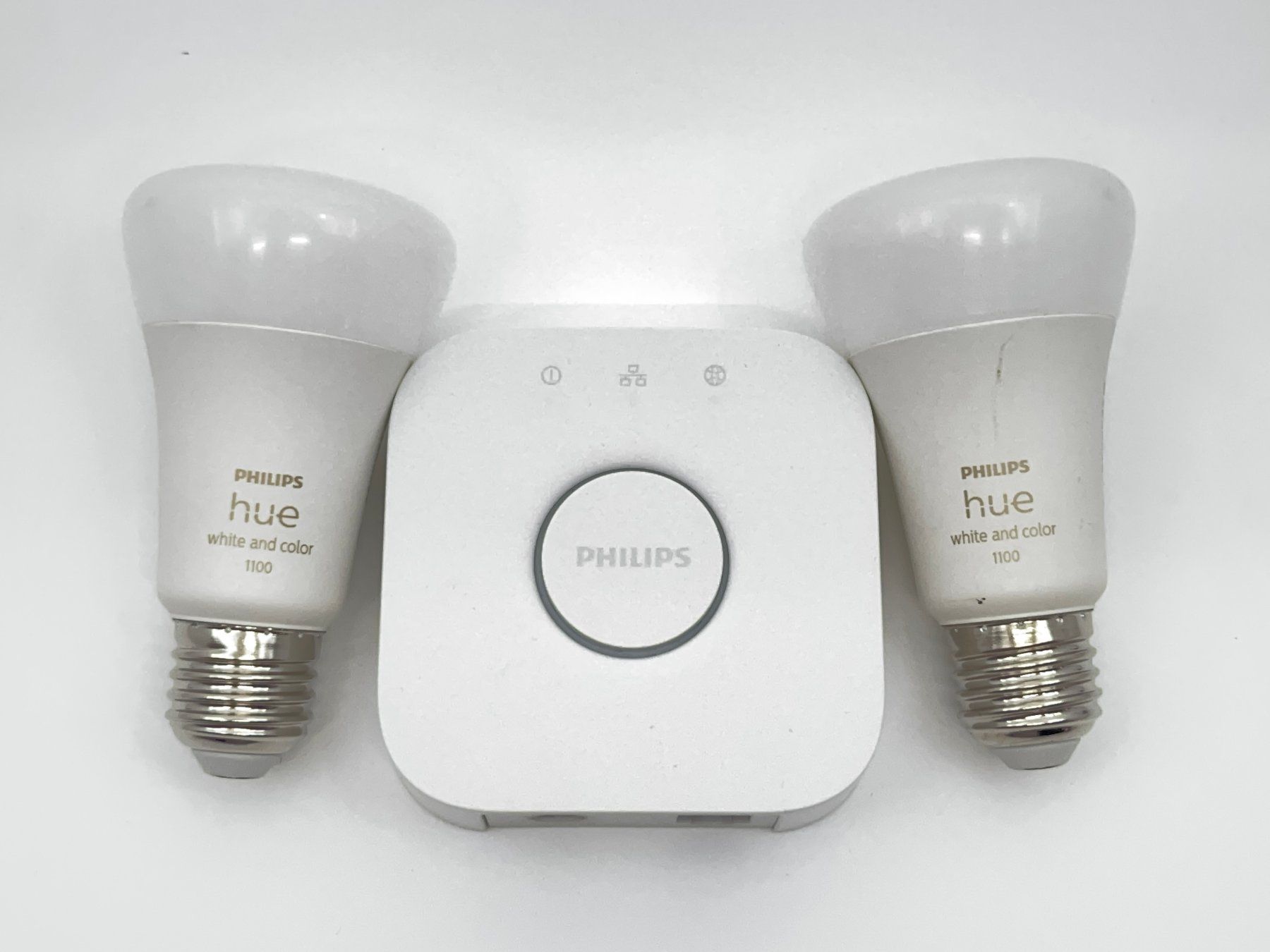 Philips Lampen: Philips HUE Set, 2x Birne und 1x Bridge – Gebraucht aus Stettfurt von JapaneseCollection
