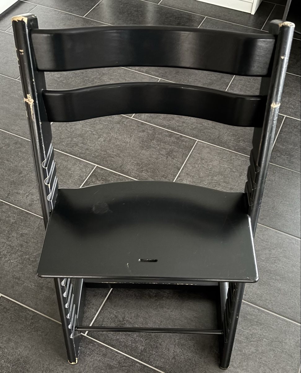 Stokke Hochstühle: STOKKE - Tripp Trapp schwarz – Gebraucht aus Gümmenen von Duke1976