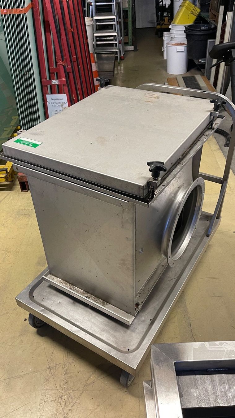 Ventilazione: Luftfilter CAMBOX Polizeifilter CAMFIL Edelstahl – Usato da Etzgen venduto da Vendomondo 1
