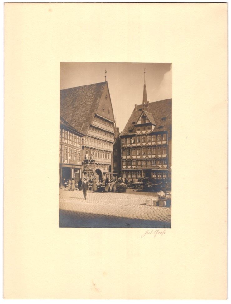 Fotografie & Manifesti: Fotografie Hildesheim, Wochenmarkt auf d – Usato da Berlin venduto da bartko-reher