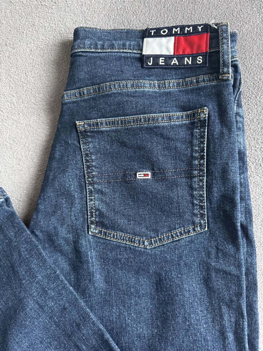 Tommy Hilfiger Jeans: Jeans thommy hilfiger – Usato da Weite venduto da Quarantino 1