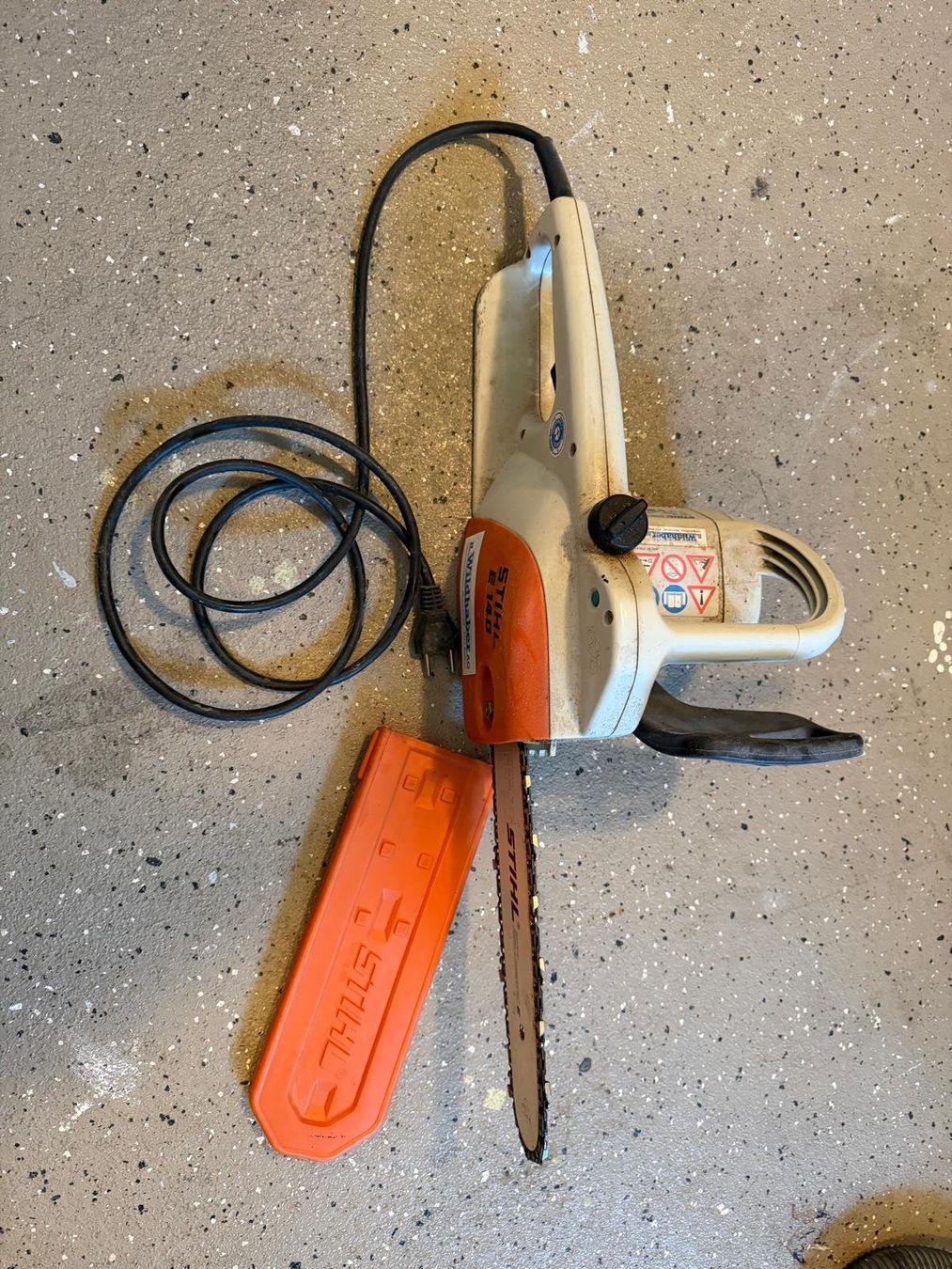 Stihl Scies: Stihl E 140, Elektrosäge – D'occasion à Benken SG par unihoc92