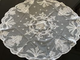 🤍 Dentelle d’exception - Foulard ovale rare raffiné 70x50
