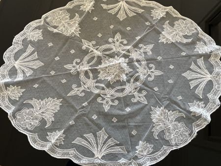 🤍 Dentelle d’exception - Foulard ovale rare raffiné 70x50