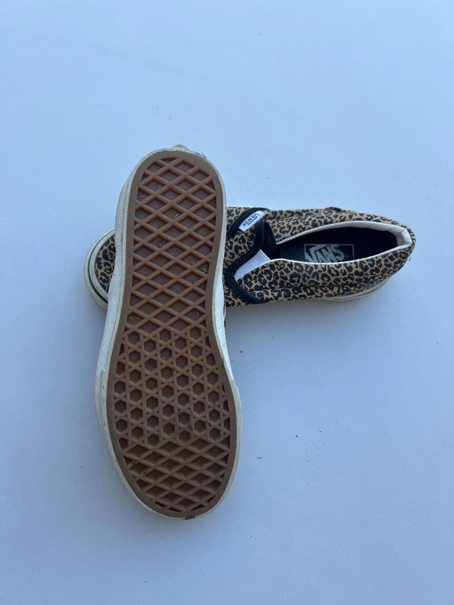 Vans Herrenschuhe: Vans Slip on Sneaker Gr. 33 – Gebraucht aus Heiligkreuz (Mels) von fodo 2