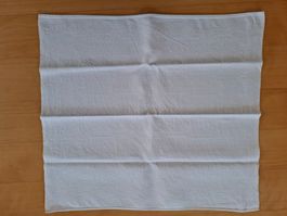 Weisse Stoffserviette mit Initialen „VO“ - Vintage