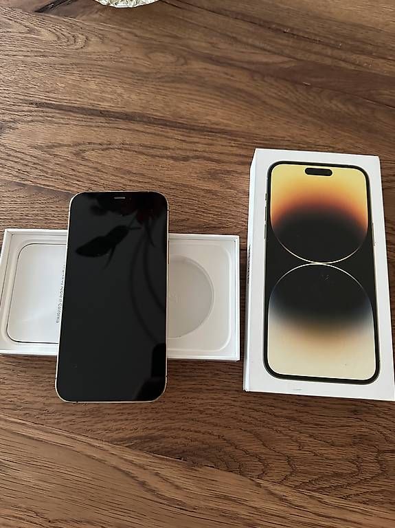 Handys / Smartphones: IPhone 12 Pro  – Gebraucht aus Walchwil von hea_j96w