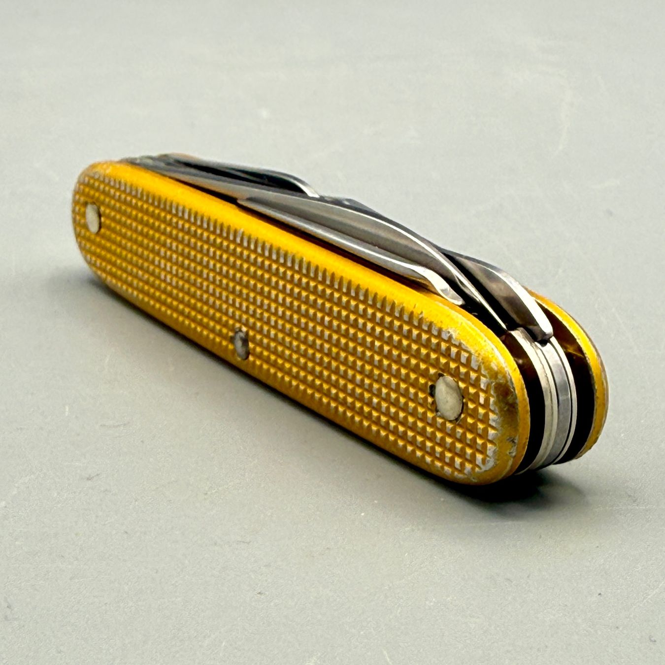 Victorinox Coltelli tascabile: Sackmesser Bugnard Victorinox – Usato da Ueberstorf venduto da Brocandi 8