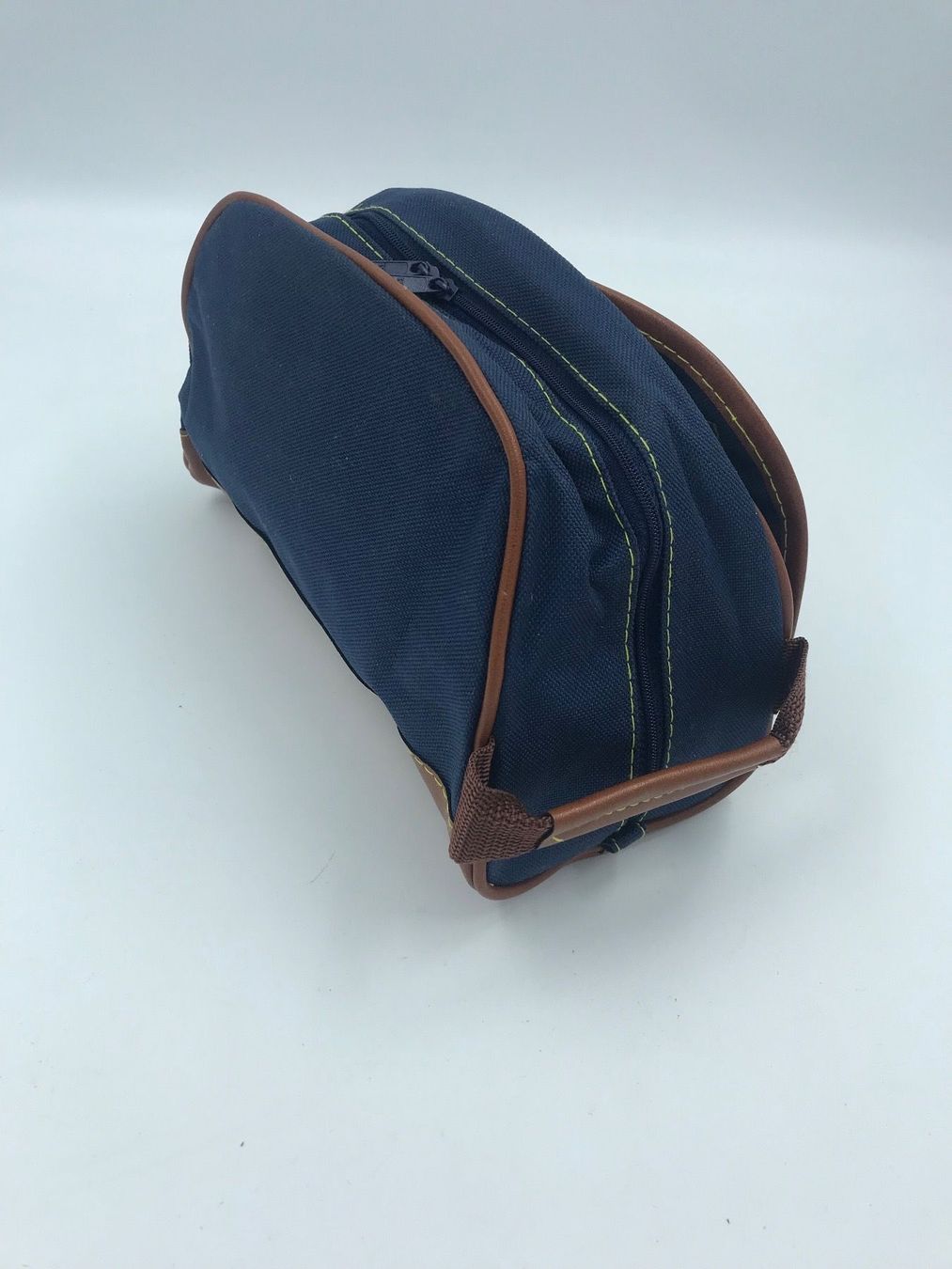 Custodie per cosmetici: Objet publicitaire Evian Trousse De Toilette Bébé – Nuovo (secondo la descrizione) da Genève venduto da Eric1823 1