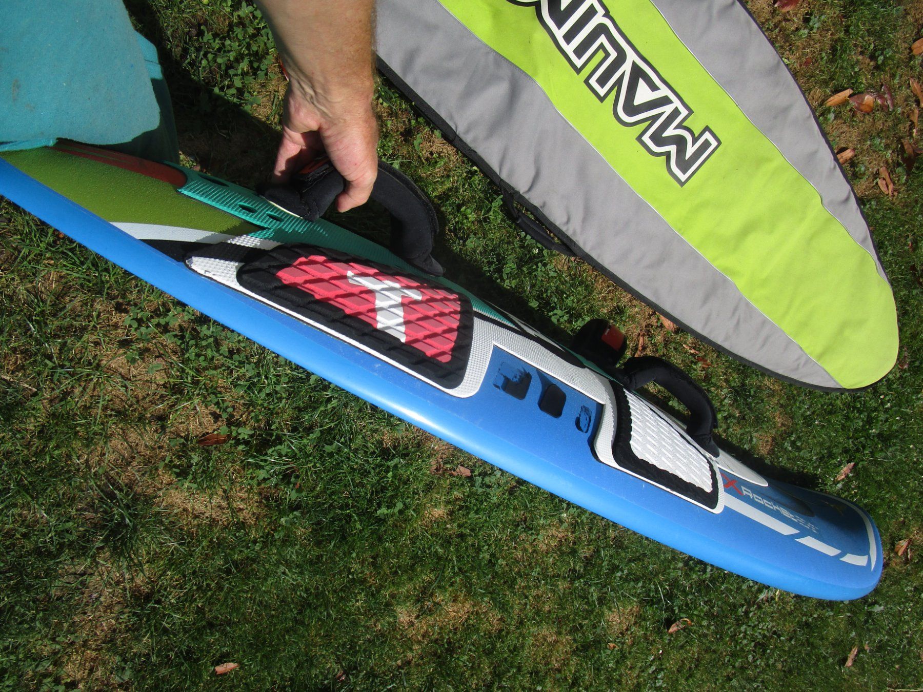 Tavole da surf e di nuoto: Surfboard TABOU ROCKET 105 L 245x61cm mit Bag – Usato da Ottikon venduto da Locomotive01 3