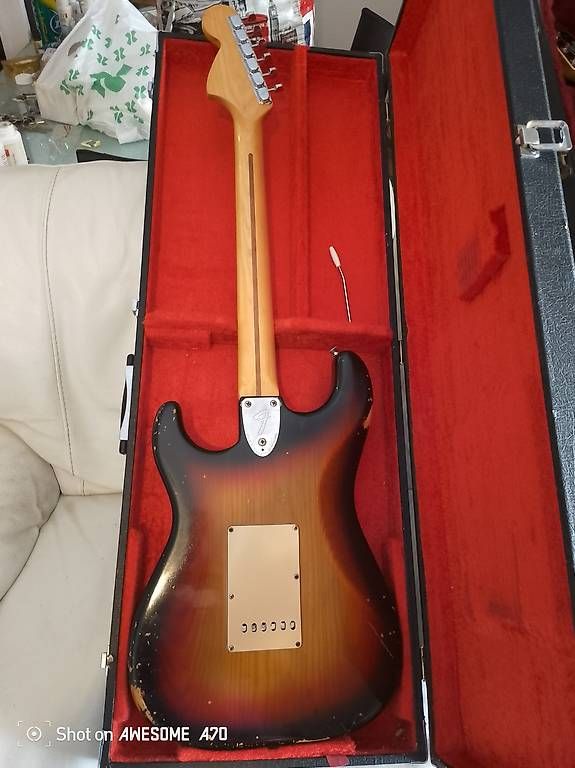 Fender Strumenti musicali: Guitare fender stratocaster 1979 original – Usato da Paudex venduto da TCHAKS