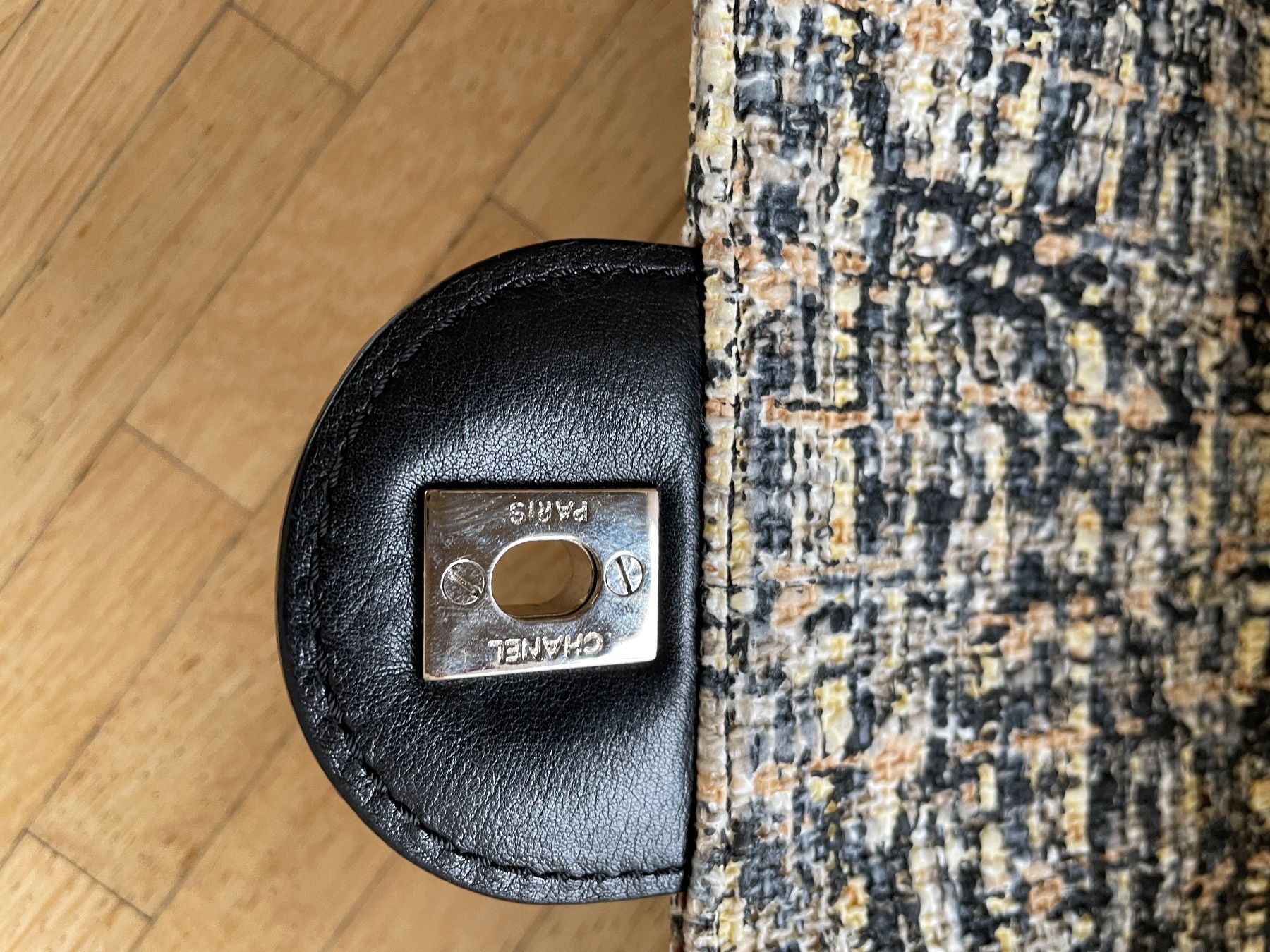 Chanel Borse da donna: Chanel Tweed Tasche – Usato da Zürich venduto da HBe 4