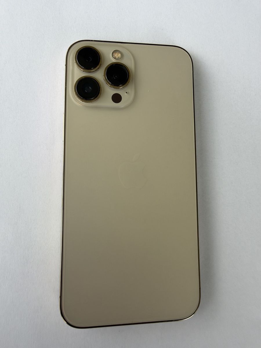 Apple Portables: Iphone 13 Pro max 256Gb Gold – D'occasion à Glis par Rasa2015 1