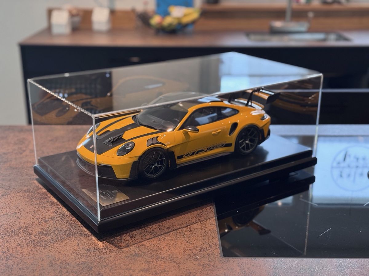 Spark Modellini d'auto: Porsche GT3 RS 1:12 Spark – Nuovo e nell'imballaggio originale da Andwil TG venduto da LBJ1981 2