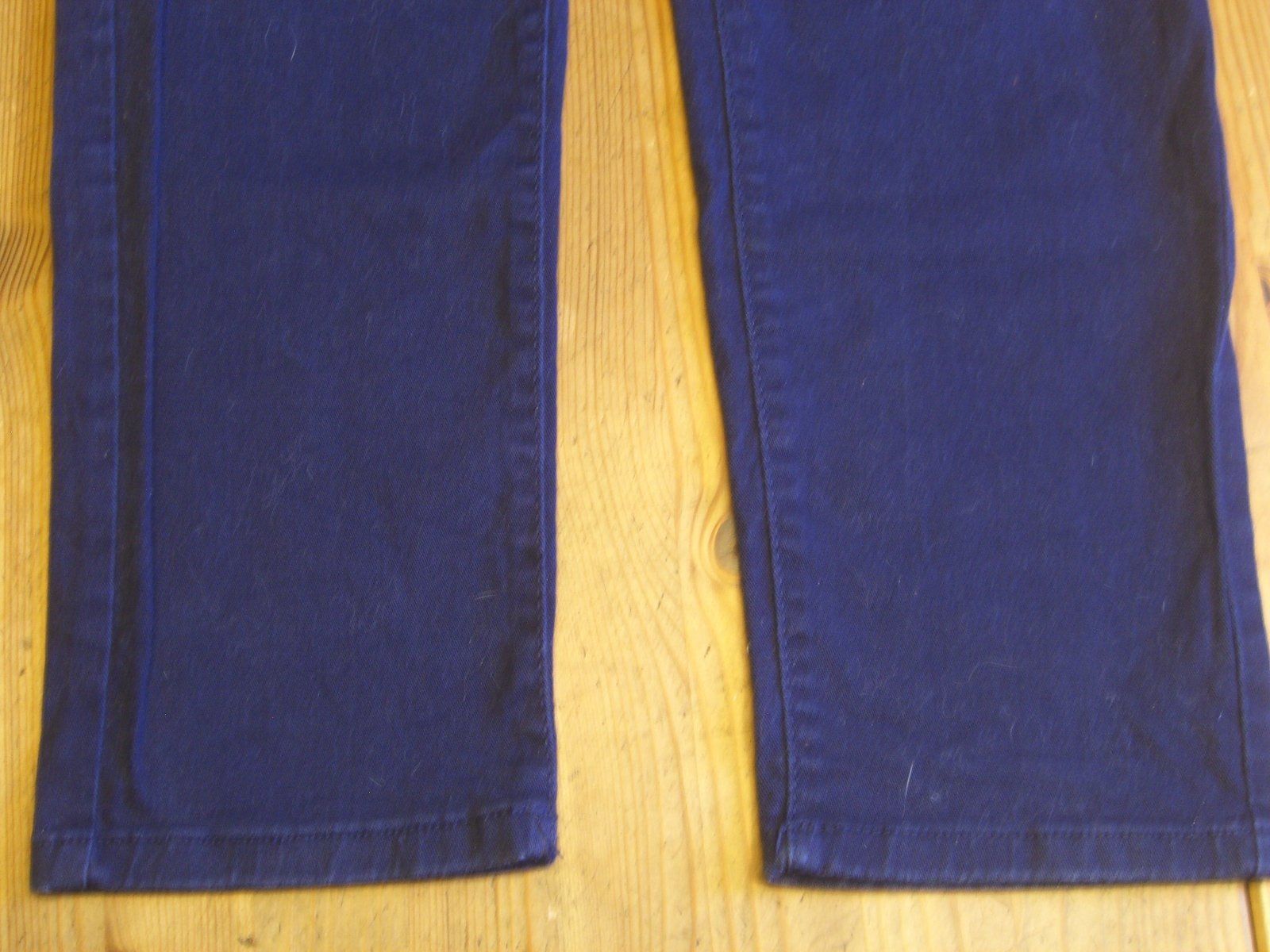 Jeans: schöne, enge, elastische Jeans, H&M, blau, Gr. 42 – Gebraucht aus Winterthur von Ghandi5 5