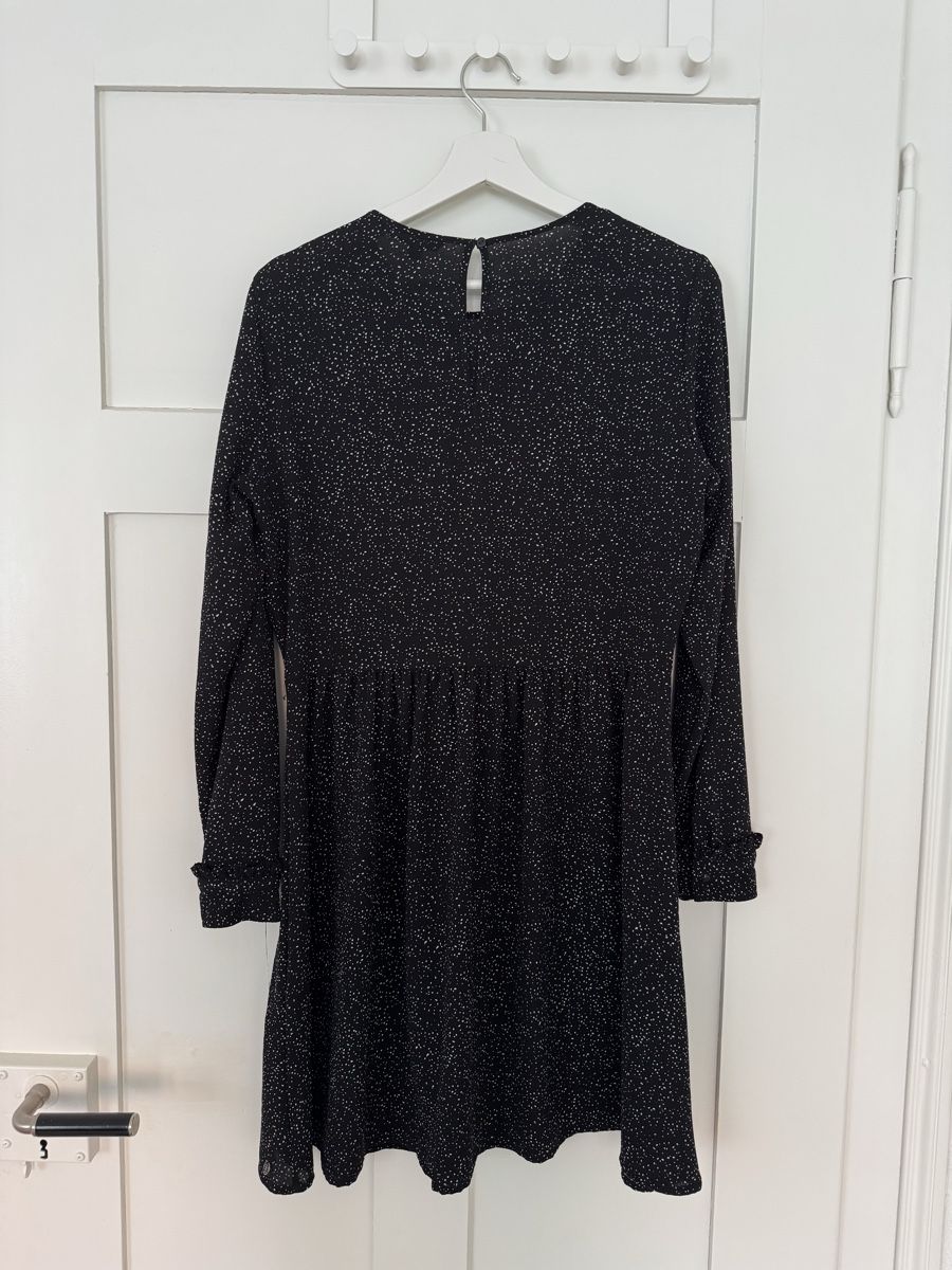 Tom Tailor Robes: Kleid schwarz mit weissen Punkten – D'occasion à St. Gallen par BiancaL11 1