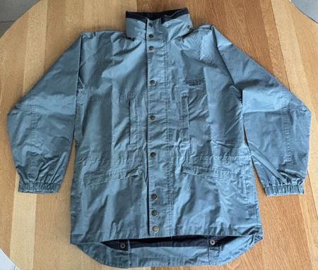 Regenjacke für ReiterInnen
