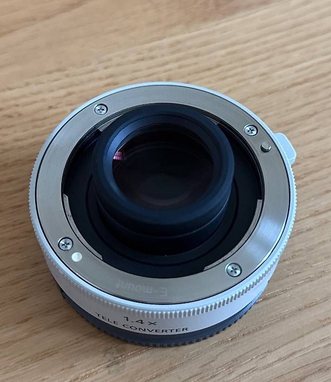Sony Objektive: Sony Teleconverter 1.4 E-Mount – Gebraucht aus Gränichen von zuhaben... 2