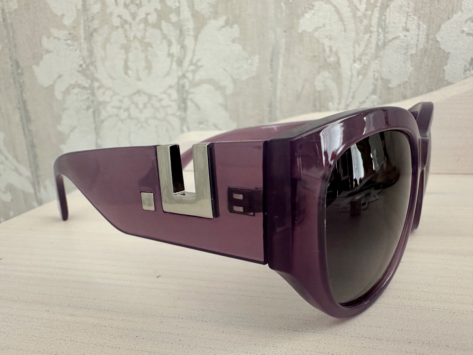 Occhiali & Lenti: Neue stylische Sonnenbrille – Usato da Oberwil-Lieli venduto da Svetlana28 3