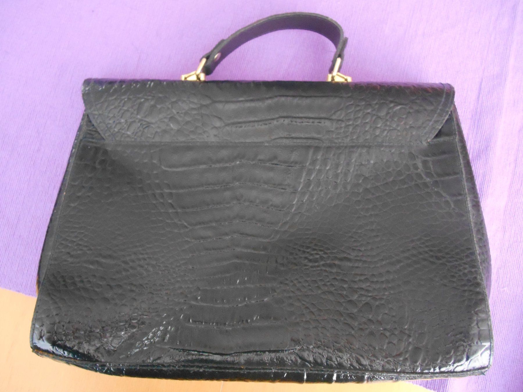 Borse da donna: Handtasche schwarz – Nuovo (secondo la descrizione) da Nussbaumen AG venduto da Sumopi 1
