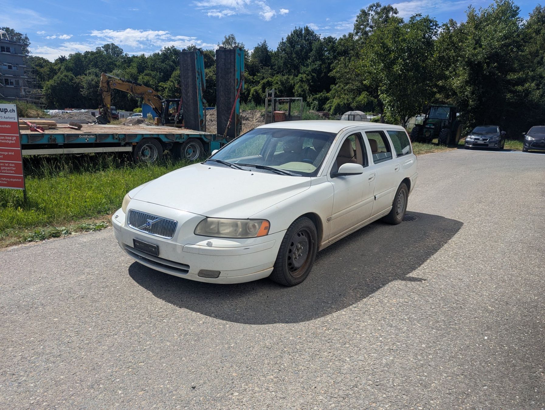 Volvo Autos: Volvo V70 25T – D'occasion à Aarberg par KreuzFahrzeugcenter 1