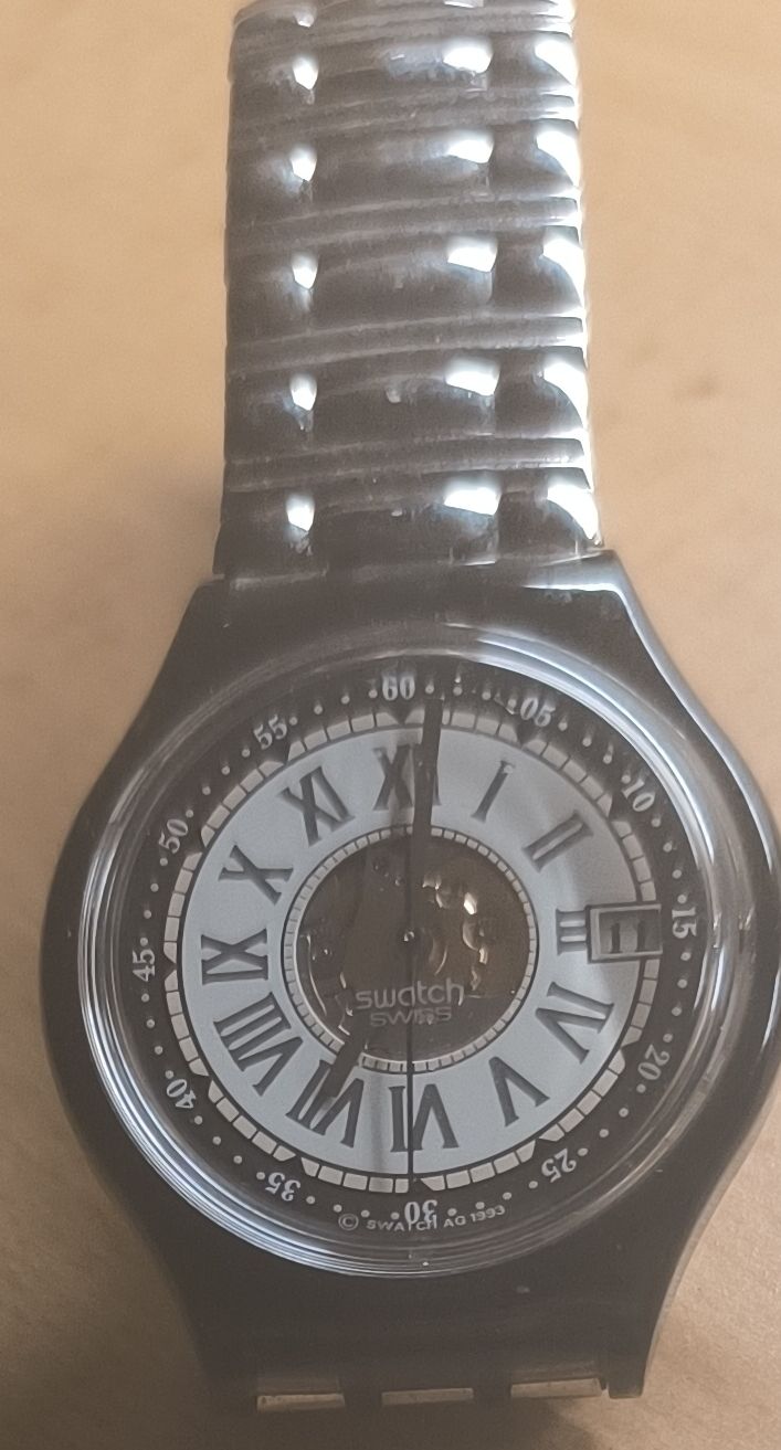 Swatch Orologi: Élégante montre Swatch Automatic – Usato da Onex venduto da Zebule