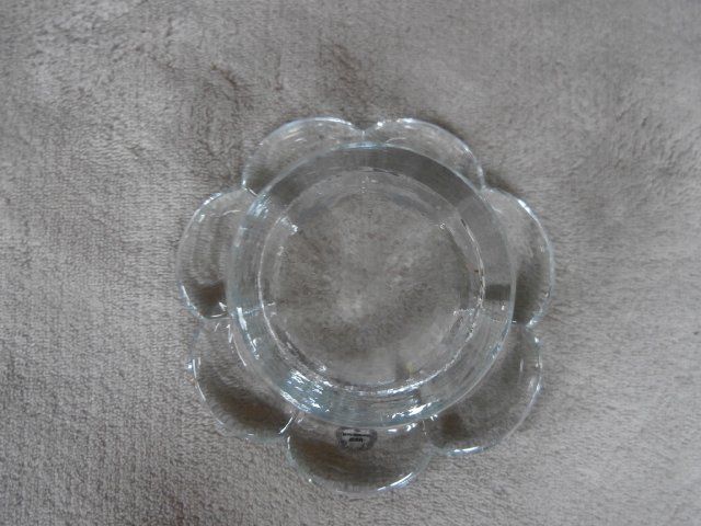 Glasi Hergiswil Portacandele: Glas Hergiswil, Windlicht-/Teelichthalter "Blume" – Usato da Rüschegg-Heubach venduto da Ofen111 2