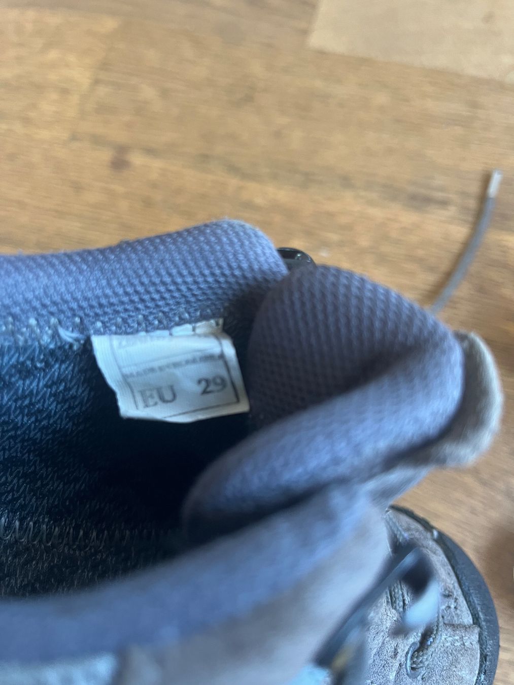 Scarpe per ragazzi: Gore-Tex Wanderschuhe Gr. 29 – Usato da Basel venduto da Malian 5