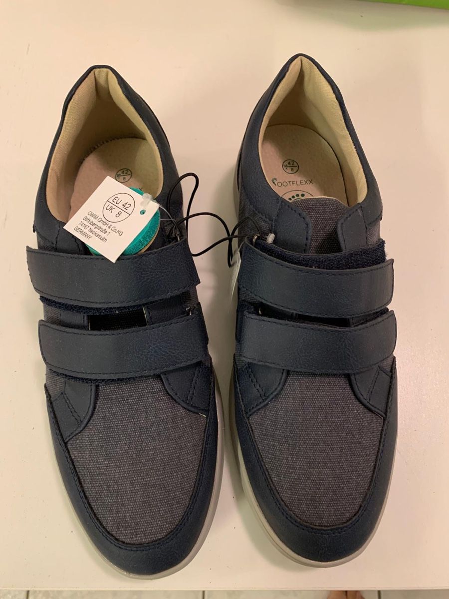Scarpe da uomo: Scarpa uomo nuova 42 – Nuovo e nell'imballaggio originale da Sigirino venduto da RamonaLamboo