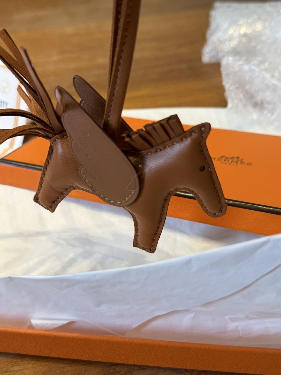Hermès Ciondoli: Charme Hermès – Usato da Chêne-Bourg venduto da luy_hk5b 6