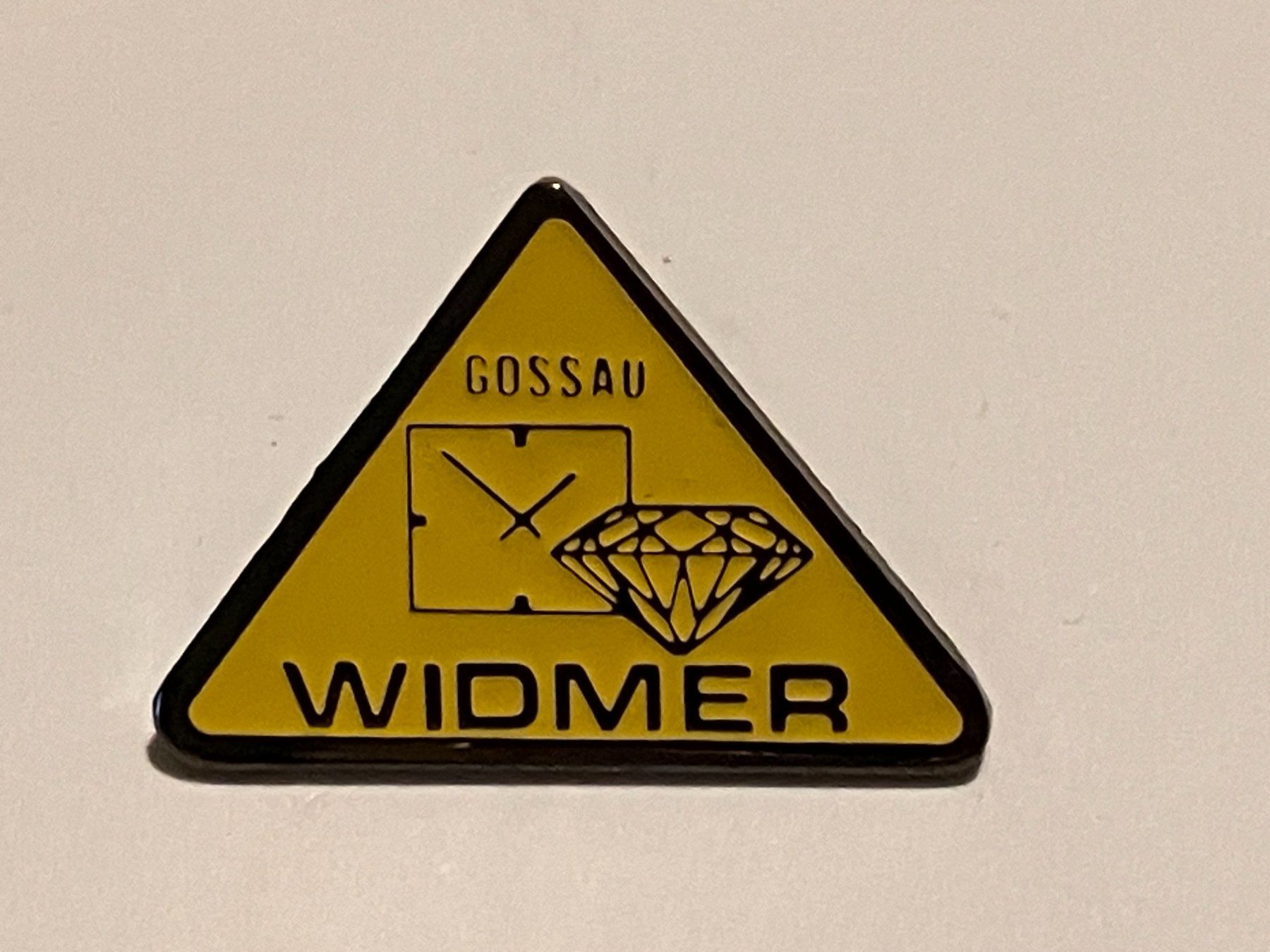 Placchette & Badge: 1 Pin Widmer Gossau – Usato da Basel venduto da djwwpp