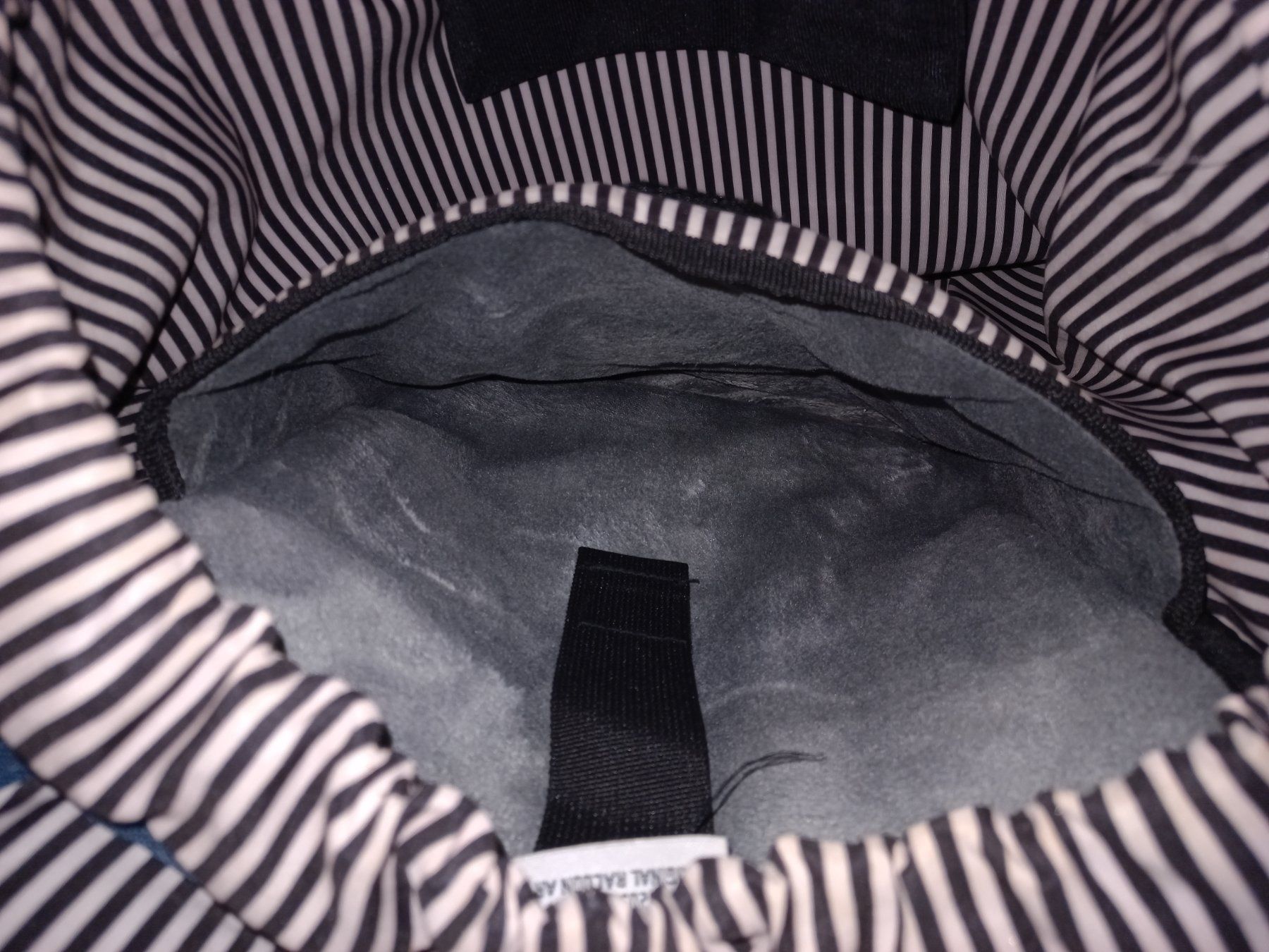 Racoon Zaini: Rucksack blau Marke Racoon – Nuovo (secondo la descrizione) da Niederdorf venduto da ladyblue76 1