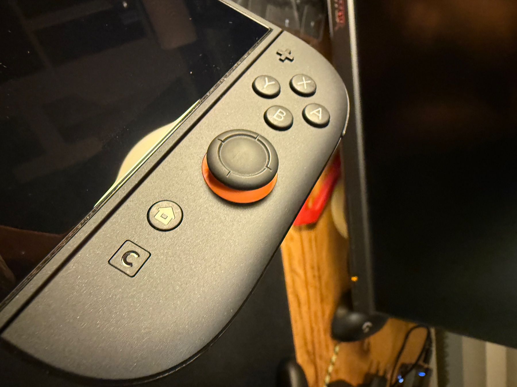 Nintendo Konsolen: Nintendo Switch 2 inkl. Pro Controller und Tomodachi Life – Gebraucht aus Zürich von mic_qnt9 6