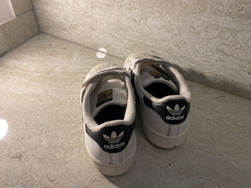 Adidas superstar store gr 29