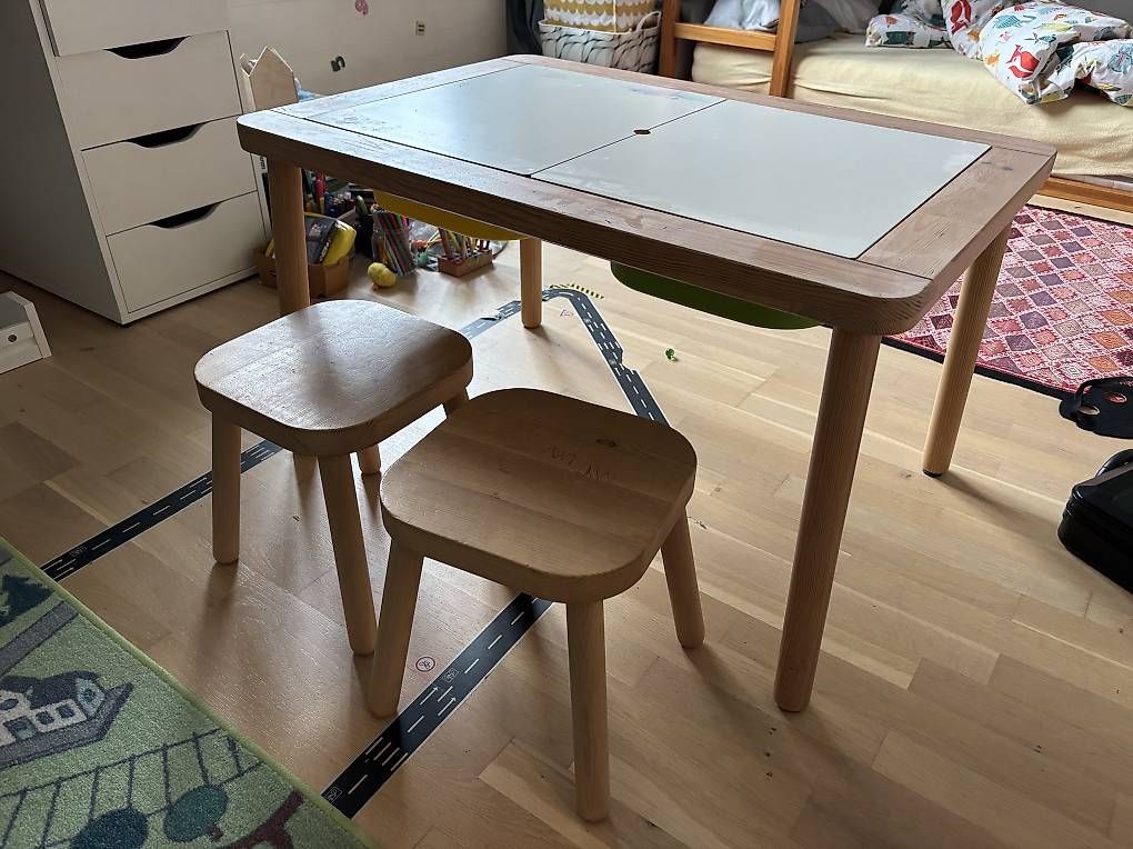Tische: Kindertisch IKEA Flisat – Gebraucht aus Pfyn von kitkat16
