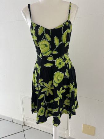 Kookai Sommerkleid, Gr. 36, Schwarz-Grün, Blumenmuster