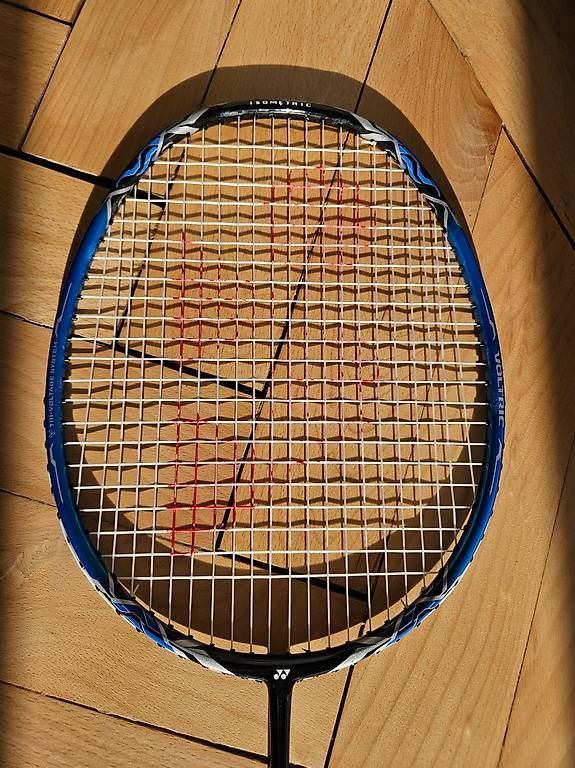 Racchette: Raquette de badminton Yonex Voltric Lite – Usato da Colombier NE venduto da Highworld1er 1