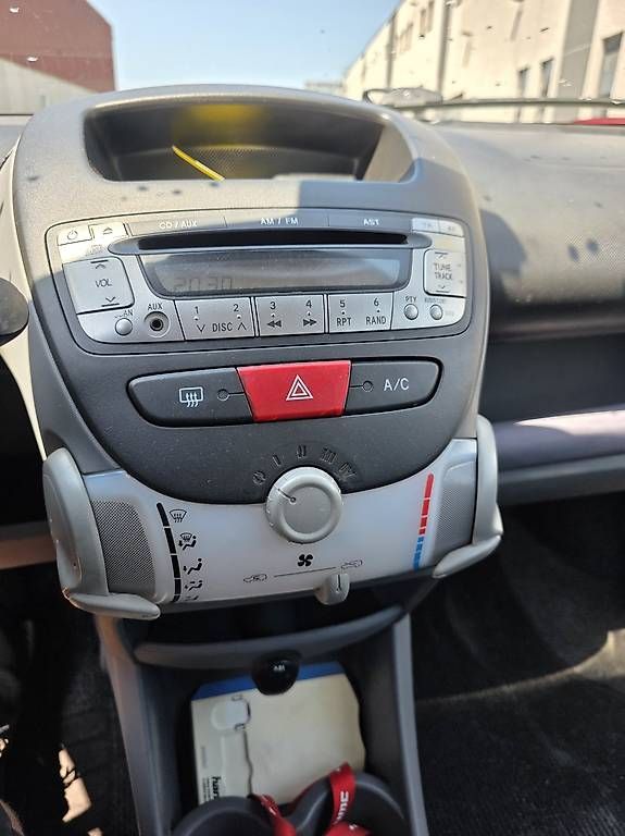 Automobili: Citroën C1  – Usato da Cadenazzo venduto da LuismacchineSagl 4