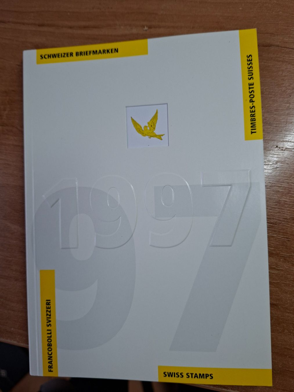 Tutti i francobolli: ALB1997 - Album annuel CH 1997 obl. – Usato da Trélex venduto da Phil_Albert