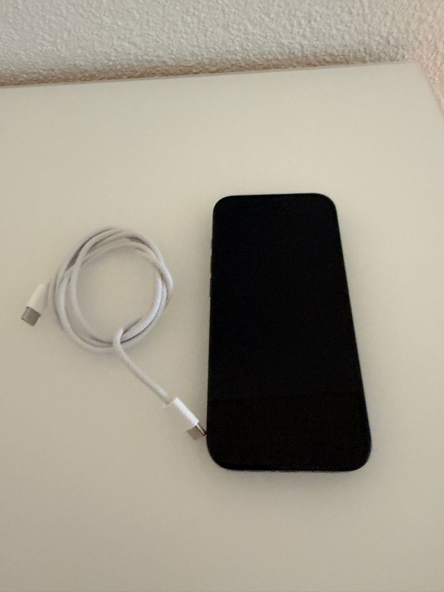 Apple Handys / Smartphones: Apple iPhone 15 Pro 128GB Black – Gebraucht aus Zürich von nik_r9k7 4